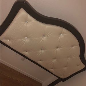 Queen bed board